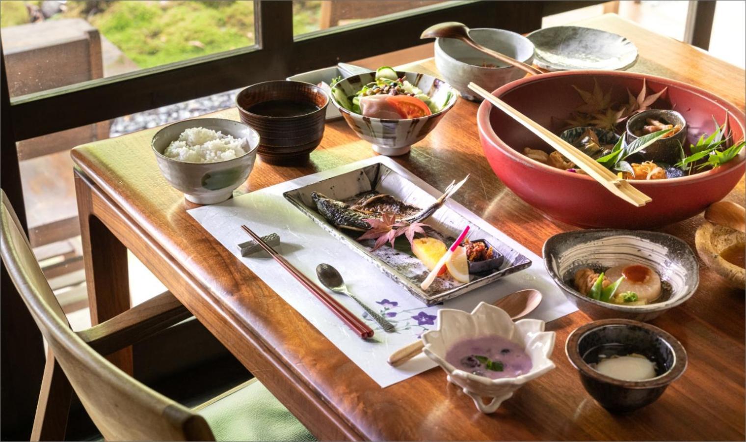 Hotel Nihon-No-Ashitaba Yufu Zewnętrze zdjęcie